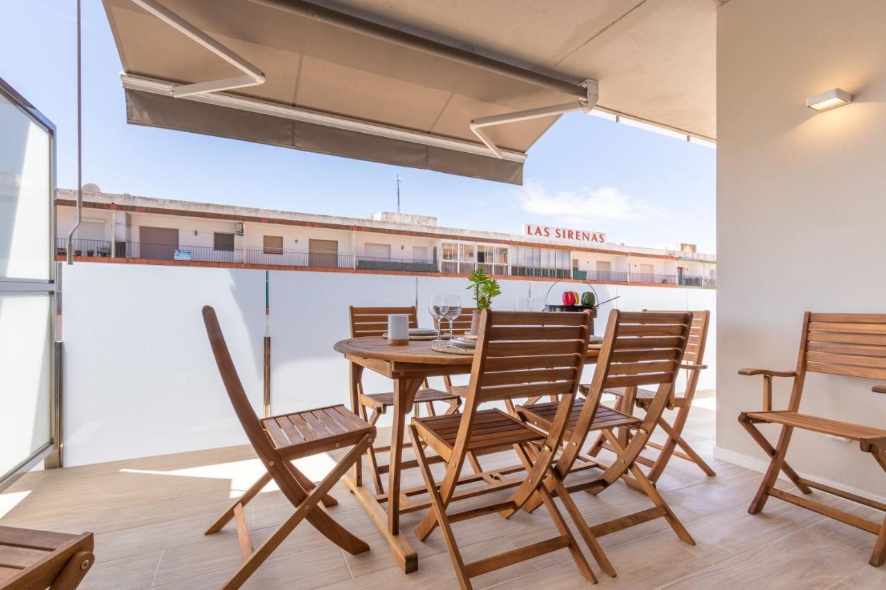 M A R I V E N T Suite With Bathroom And Terrace 50 M2 Roses Exterior photo