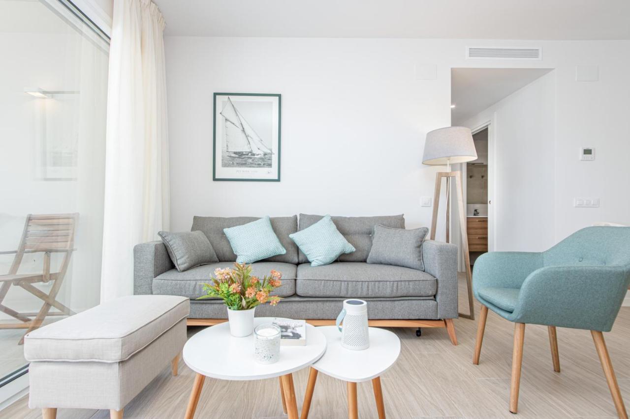 M A R I V E N T Suite With Bathroom And Terrace 50 M2 Roses Exterior photo